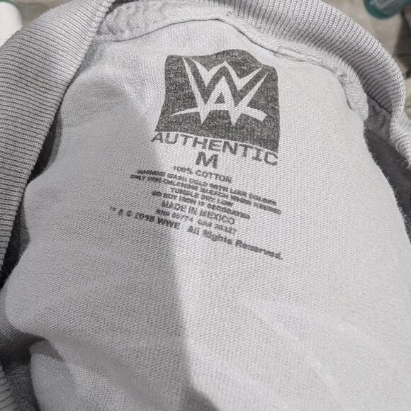 WWE Roman Reigns Wrestling Tee — Men’s Medium - Picture 3 of 3